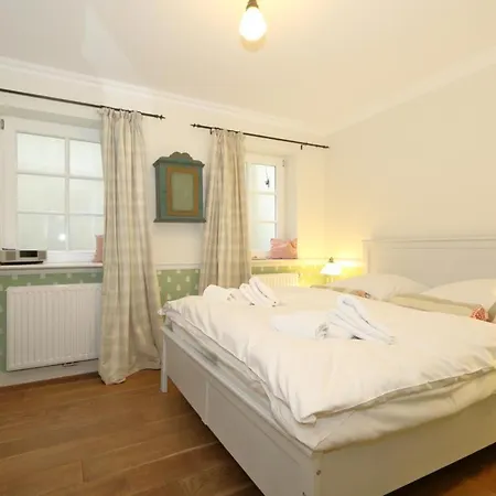 Bijeness Ferienhaus *